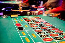 Super Jackpot casino section call to action for Filipino players